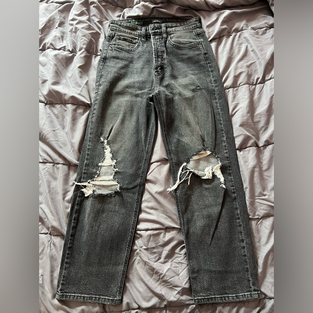 WILD FABLE STRAIGHT LEG DISTRESSED JEANS